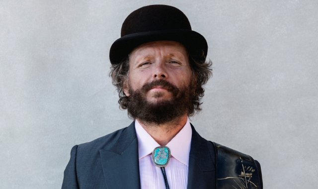 Jovanotti (foto Filippo Maffei, scatto realizzato per gentile concessione de “La Scarzuola”)