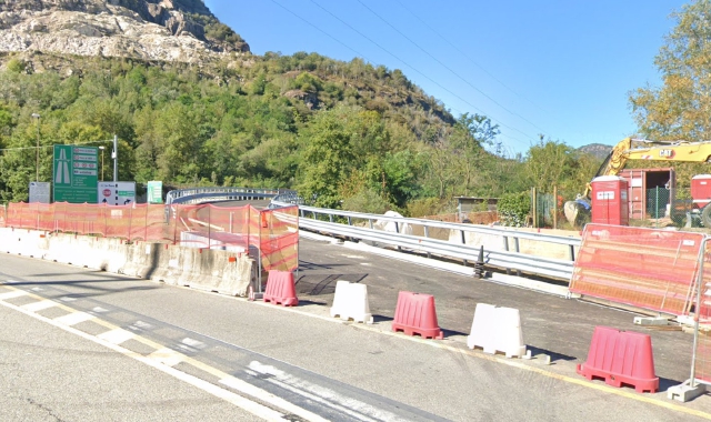 I lavori per il nuovo svincolo di Baveno lo scorso ottobre (foto Google Maps)