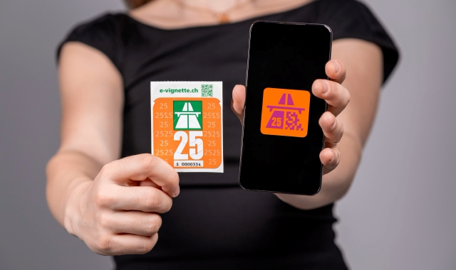 Autostrade svizzere: ecco la vignetta dell’ottimismo