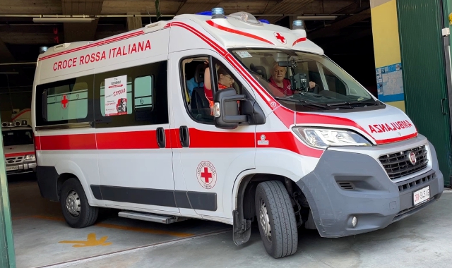 Arsago, ragazzo travolto in bici