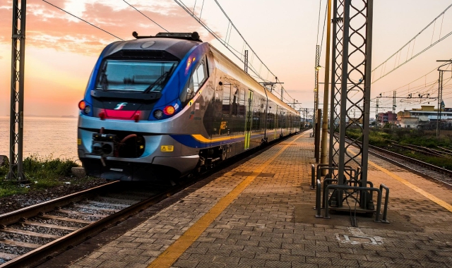 La famiglia a Pasqua del 2019 aveva prenotato una cabina comfort per raggiungere Lecce ma venne collocata in uno scomparto semplice