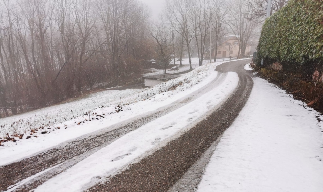 La neve a Mondonico, frazione del Comune di Valganna (650 metri sul livello del mare)