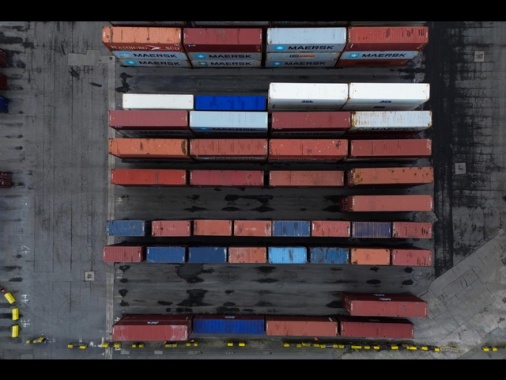 Ue, 'nessuna notifica su dazi Usa per acciaio e alluminio'