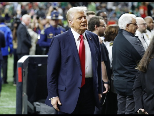 Trump verso allentamento delle norme anticorruzione per l'estero