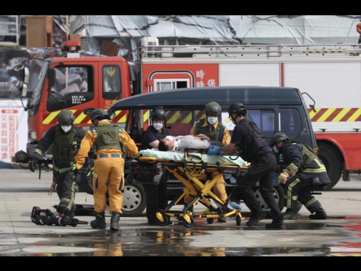 Taiwan, un morto dopo esplosione in un centro commerciale