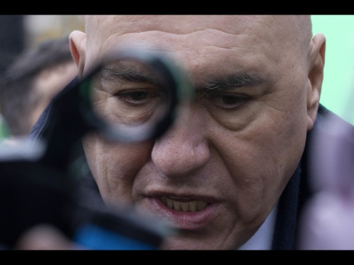 Crosetto, non Russia ma sedicente portavoce attacca Mattarella