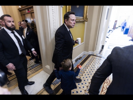 Arcivescovo Usa a Musk, 'sposa e ama le madri dei tuoi figli'