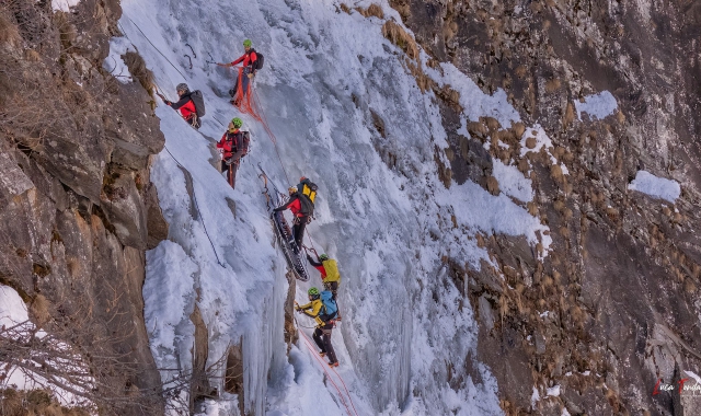 Macugnaga, bloccati sul ghiaccio: è un'esercitazione