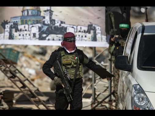 Hamas conferma, 'sabato libereremo sei ostaggi vivi'