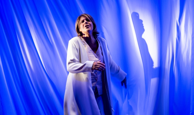 Lella Costa e l’attualità di Otello