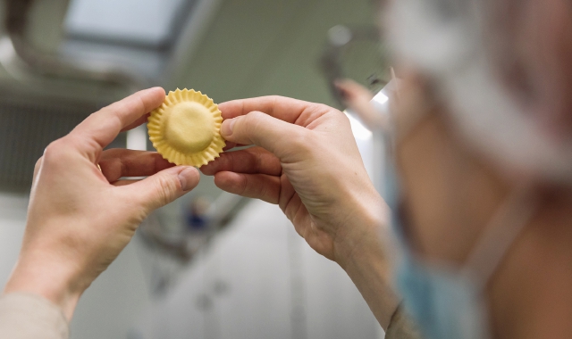 Da Intesa Sanpaolo 10 milioni al raviolificio Lo Scoiattolo