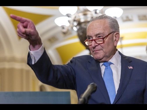 Leader dem attacca, 'Trump fa il lavoro sporco di Putin'