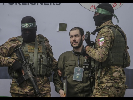 Hamas, Israele viola accordo, mette in pericolo vite ostaggi