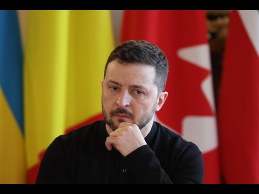 Zelensky, dimettermi? Sì per Kiev in Nato ma mi ricandido