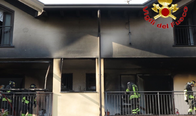 Due appartamenti a fuoco a Laveno Mombello