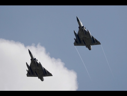 Kiev usa per la prima volta jet francesi contro un attacco russo