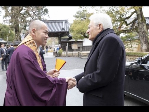 Mattarella, le donne non debbano scegliere tra famiglia e lavoro