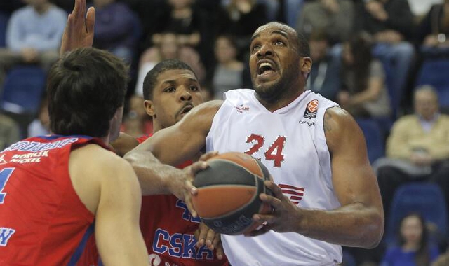 Samuels con la maglia di Milano