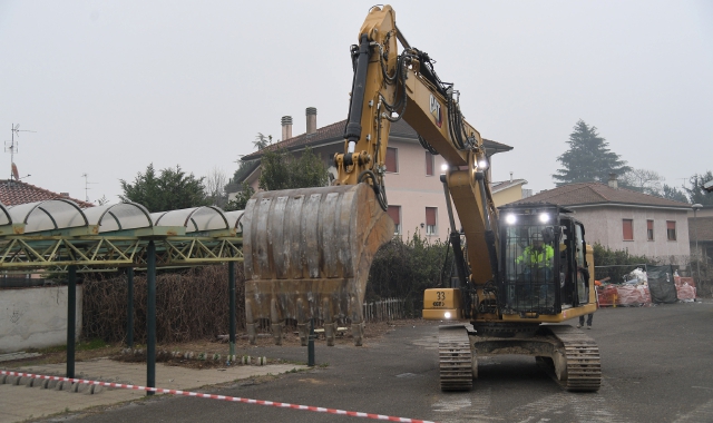 Le scoperte sono avvenute durante i lavori di bonifica di alcune parti della stazione ferroviaria di Vanzago