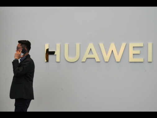 Huawei, 'parleremo con autorità, corruzione intollerabile'