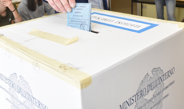 Si voterà il 25 e 26 maggio, ballottaggi l’8 e 9 giugno