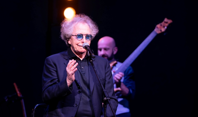 Il garbo di Concato incanta Varese