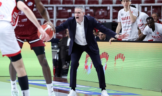 Ojm, Kastritis pronto alla bolgia di Masnago