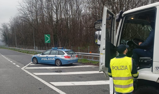 Il controllo è stato eseguito dalla Polizia stradale di Verbania