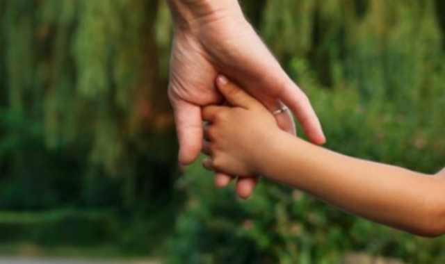 Nuova famiglia per Luca, «perplessità e amarezza»