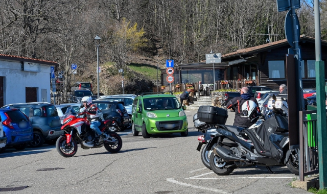 Visitatori al Sacro Monte di Varese (foto Blitz)