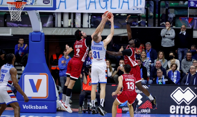  Il match perso da Varese a Treviso  (Foto A. Gilardi/Ag. Ciamillo Castoria)