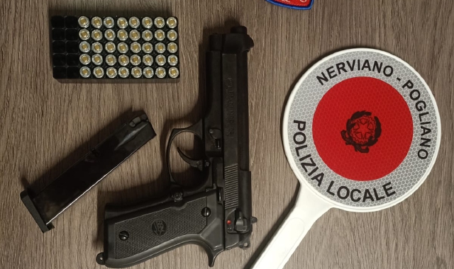 Spari in aria dopo la festa di laurea