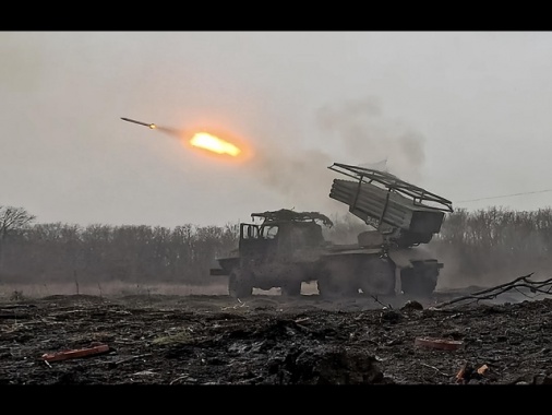 Tv russa, 'uccisi in Ucraina nostro cameraman e l'autista'