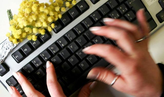 In Svizzera le donne sono quasi la metà della forza lavoro, ma spesso per occupazioni a tempo ridotto