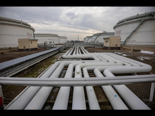 Mosca, 'Kiev continua attacchi a infrastrutture energia'