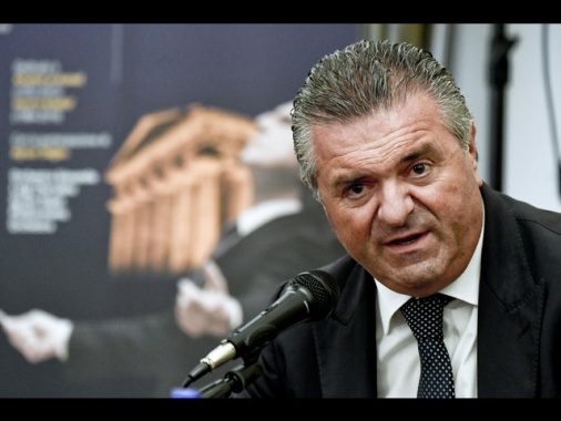 Arrestato ex presidente della provincia di Salerno Alfieri