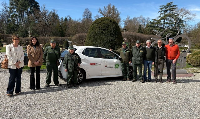 Un'auto nuova alle Gev di Varese