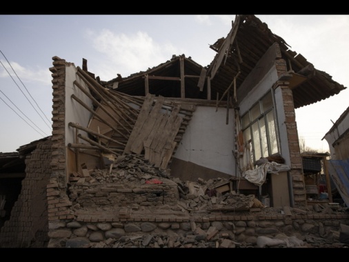 Sisma in Myanmar, danni alle case e feriti anche in Cina