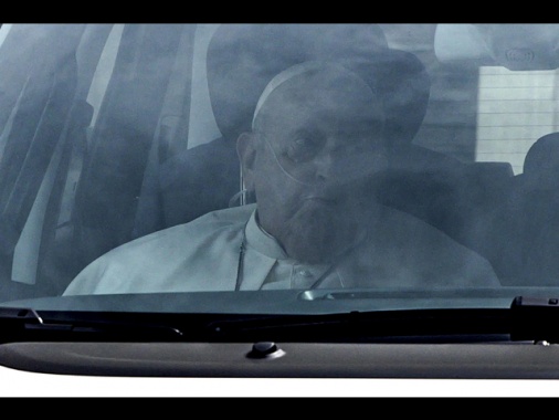 Il Papa, vivo un tempo di guarigione nell'anima e nel corpo