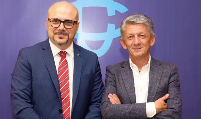 Il direttore generale Roberto Solbiati e il presidente Roberto Scazzosi (foto Bcc Busto Garolfo e Buguggiate)