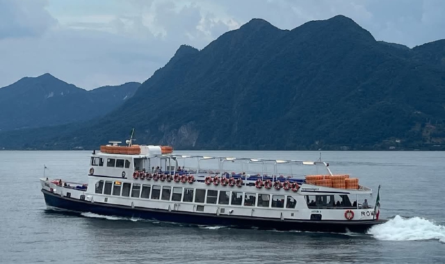Notti sul lago Maggiore: battelli Angera-Arona
