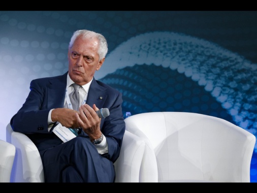 Tronchetti, 'fiduciosi su accordo con il socio cinese'