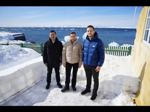 Premier danese in Groenlandia, 'farò il possibile, stiamo uniti'