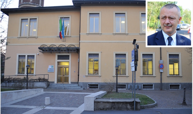 Il municipio di Canegrate e nel riquadro Enrico Cozzi