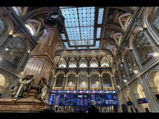 Borsa: l'Europa affonda con i dazi della Cina, Milano -7,1%