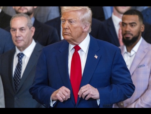 Trump, possibili sia dazi permanenti che negoziati