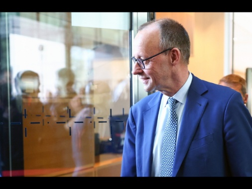 La Cdu di Merz annuncia l'accordo di governo con l'Spd