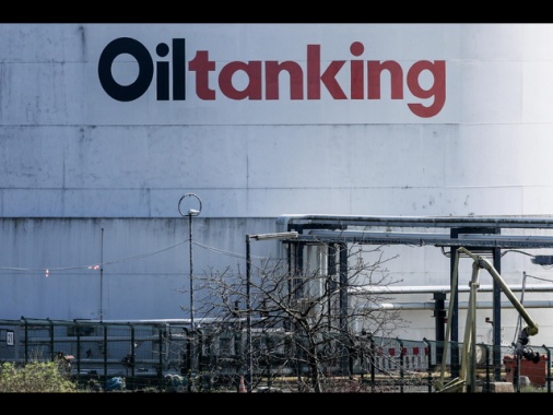 Il petrolio chiude in calo a New York, -3,66%