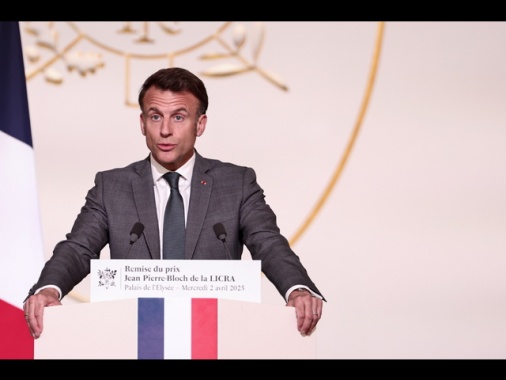 Dazi: Macron, 'pausa fragile, dobbiamo proteggerci'