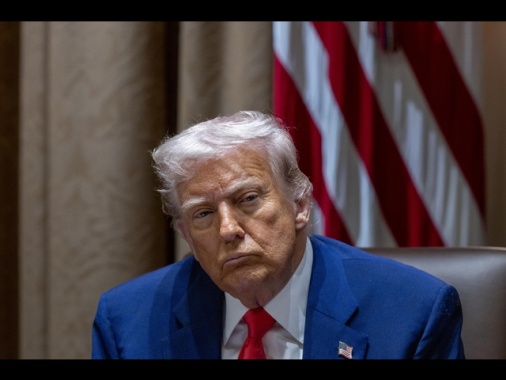 Trump scivola nei sondaggi, pesano i dazi